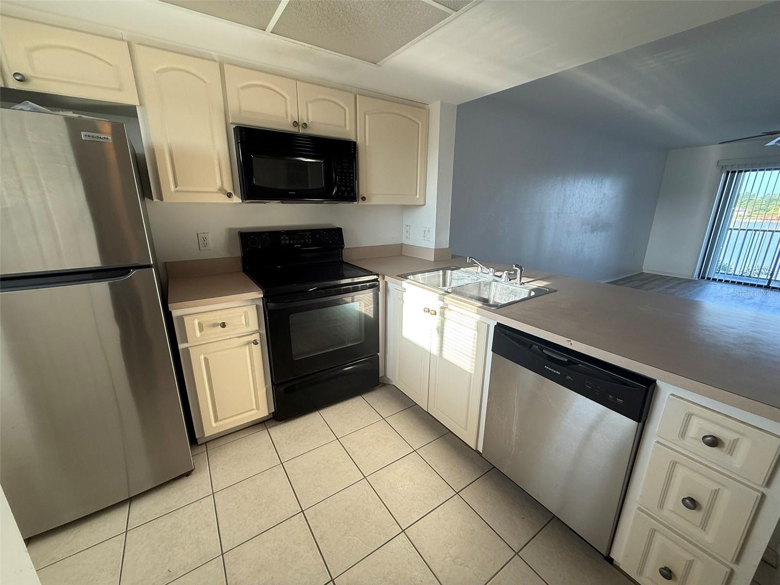25275 Rampart Blvd #1306 Property Photo 3