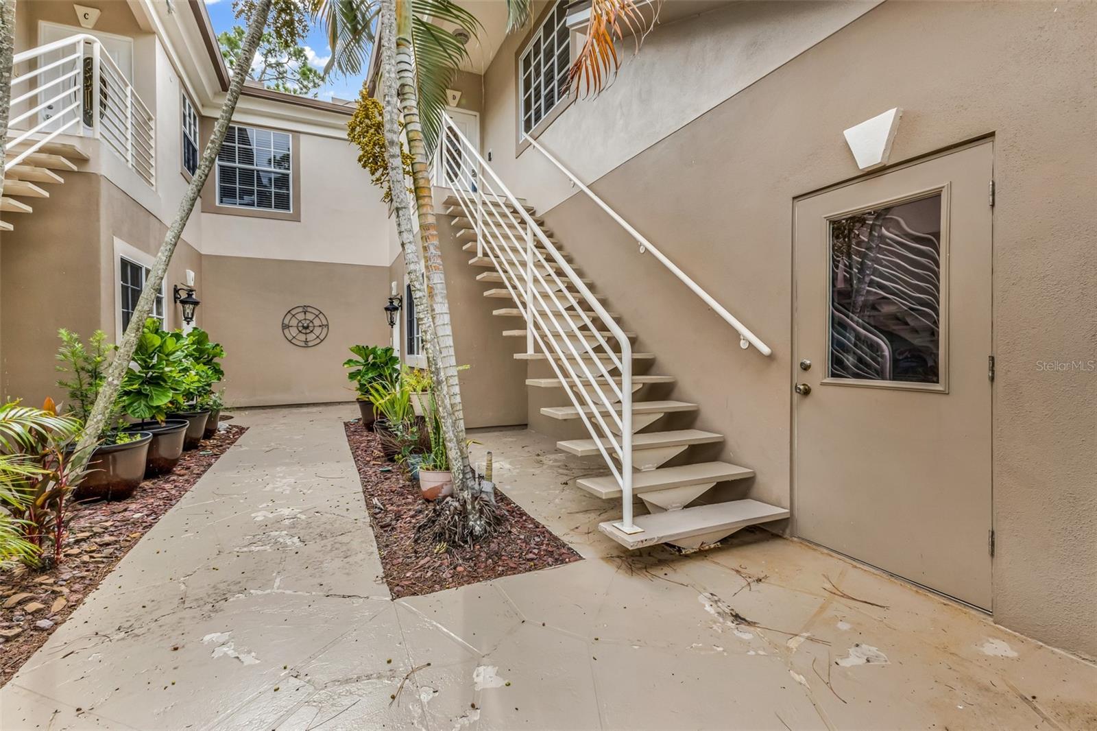 2090 Big Pass Ln #d Property Photo 3