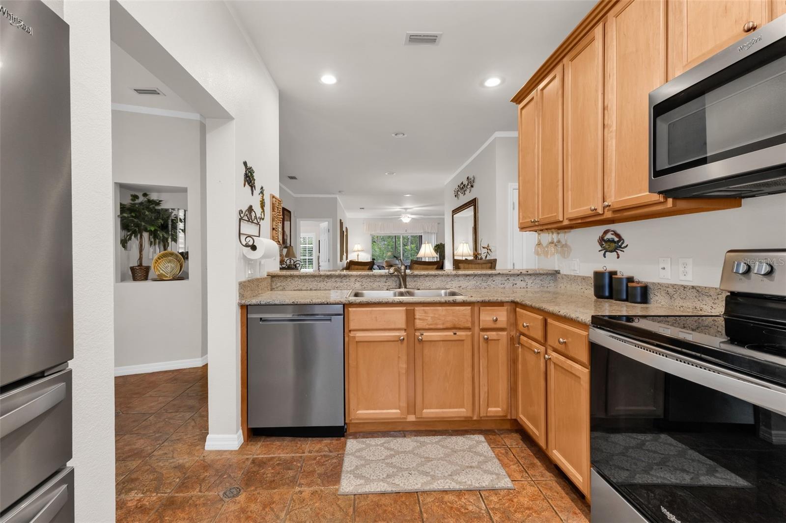 2090 Big Pass Ln #d Property Photo 18