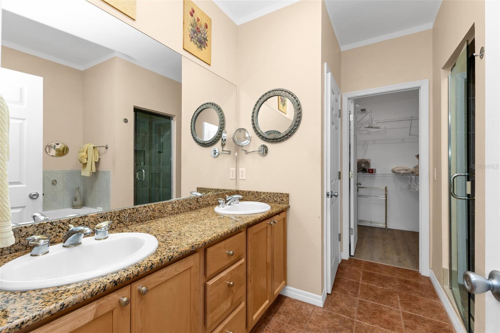 2090 Big Pass Ln #d Property Photo 23