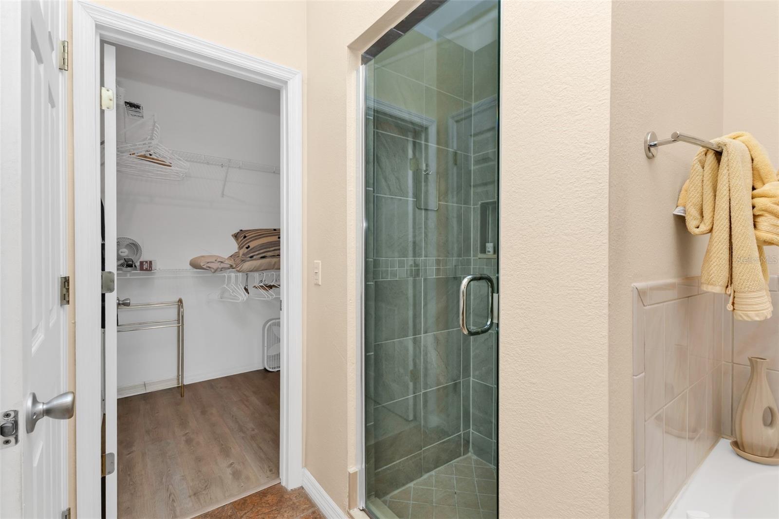 2090 Big Pass Ln #d Property Photo 26