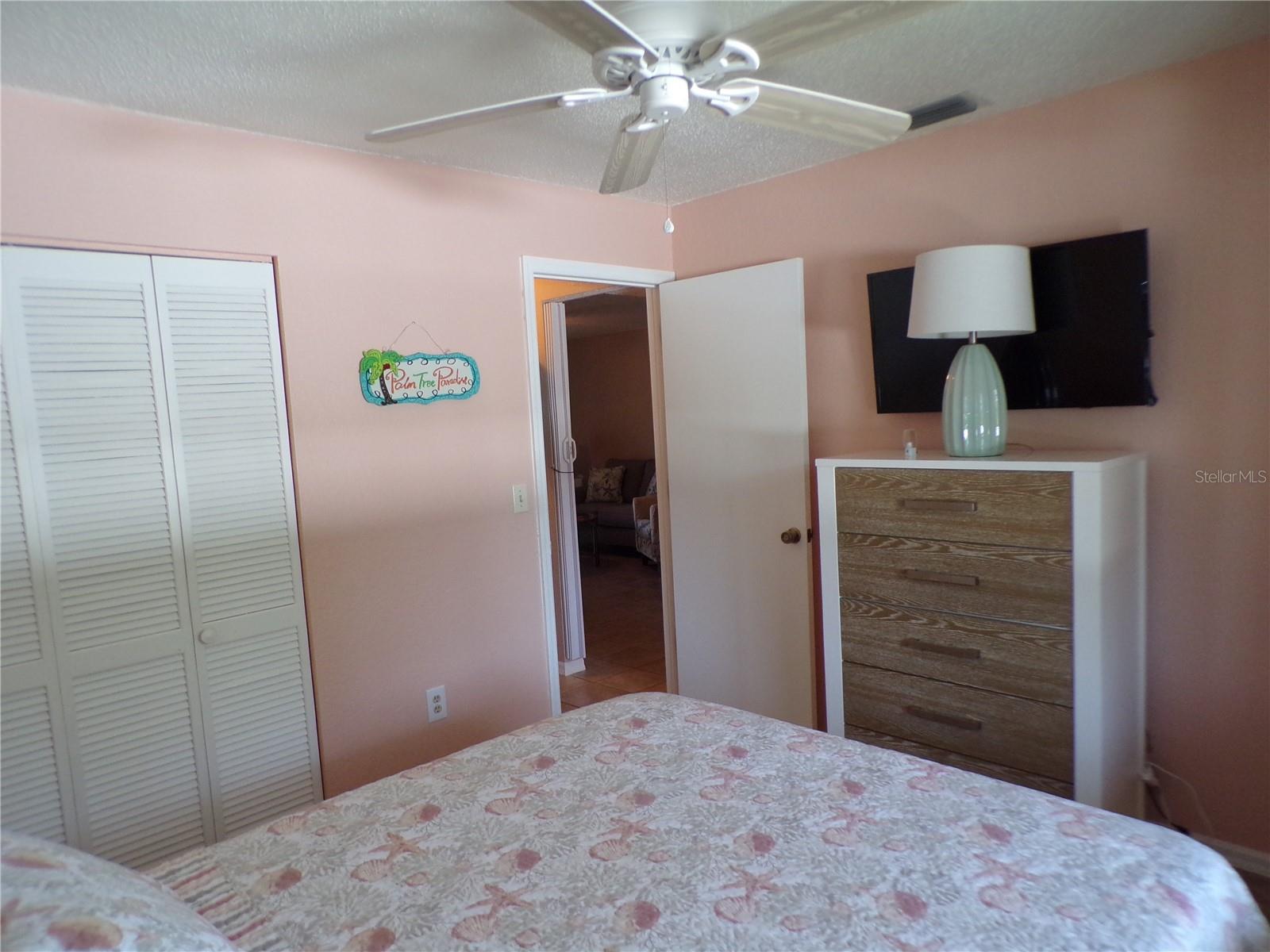 4016 Oakview Dr #j8 Property Photo 22