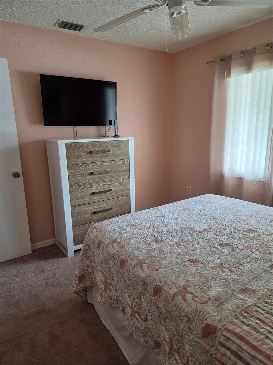 4016 Oakview Dr #j8 Property Photo 27