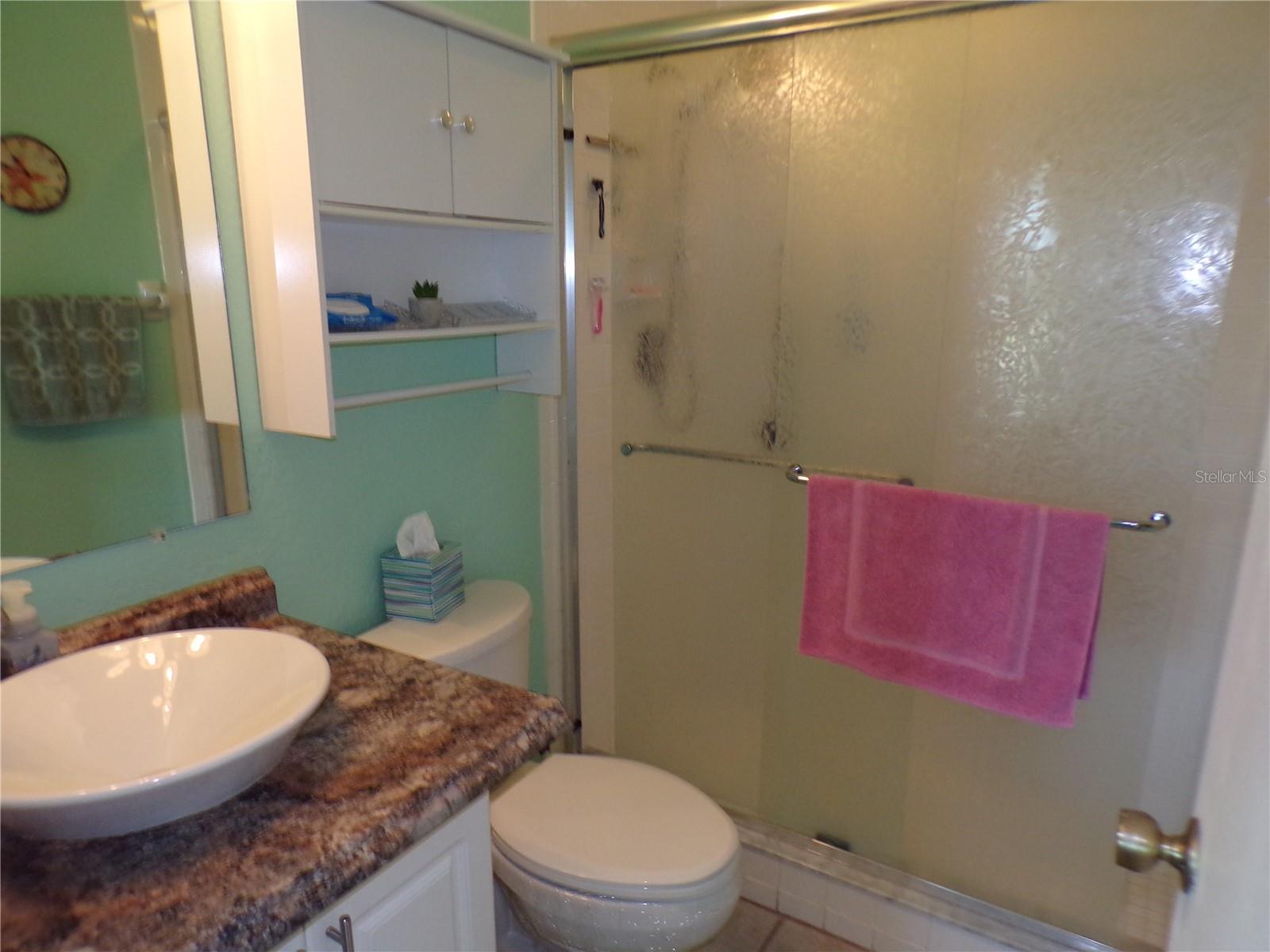 4016 Oakview Dr #j8 Property Photo 36