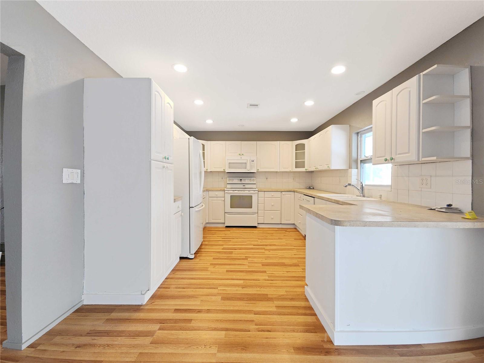 416 Bal Harbor Blvd Property Photo 10