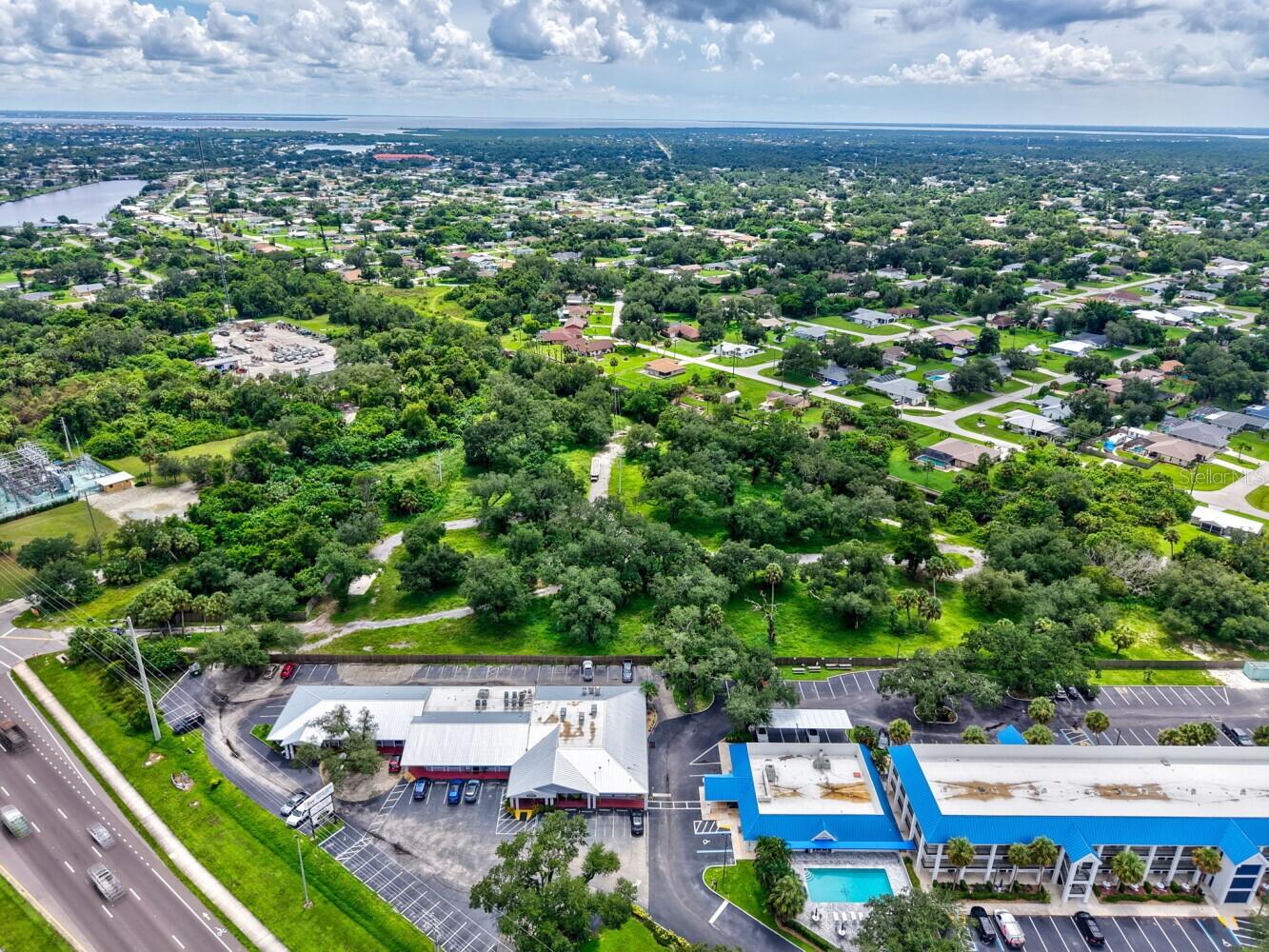 1999 Tamiami Trl Property Photo 10