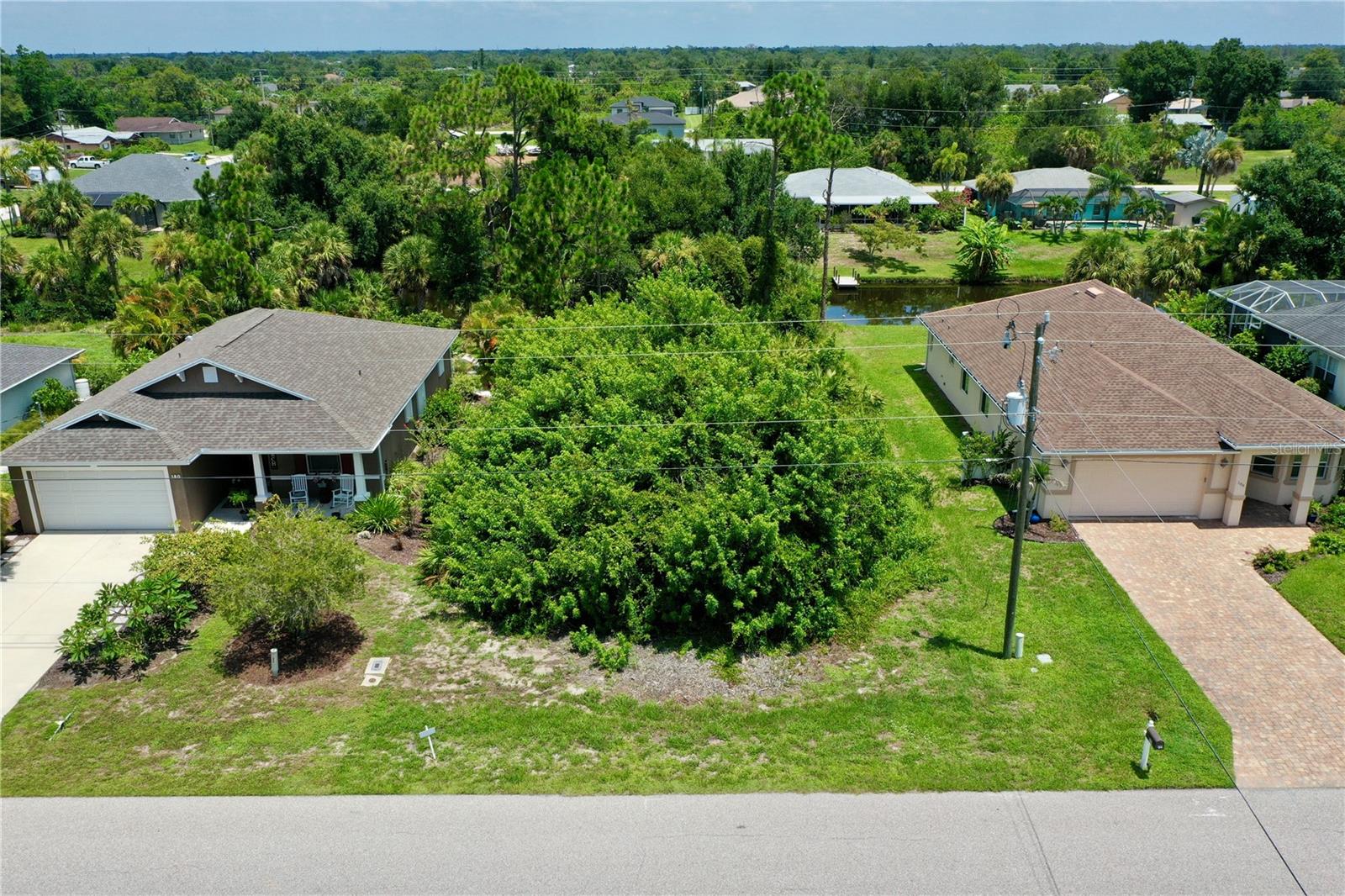 182 Albatross Rd Property Photo 2