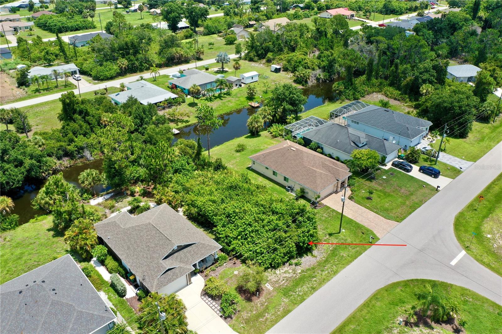 182 Albatross Rd Property Photo 8