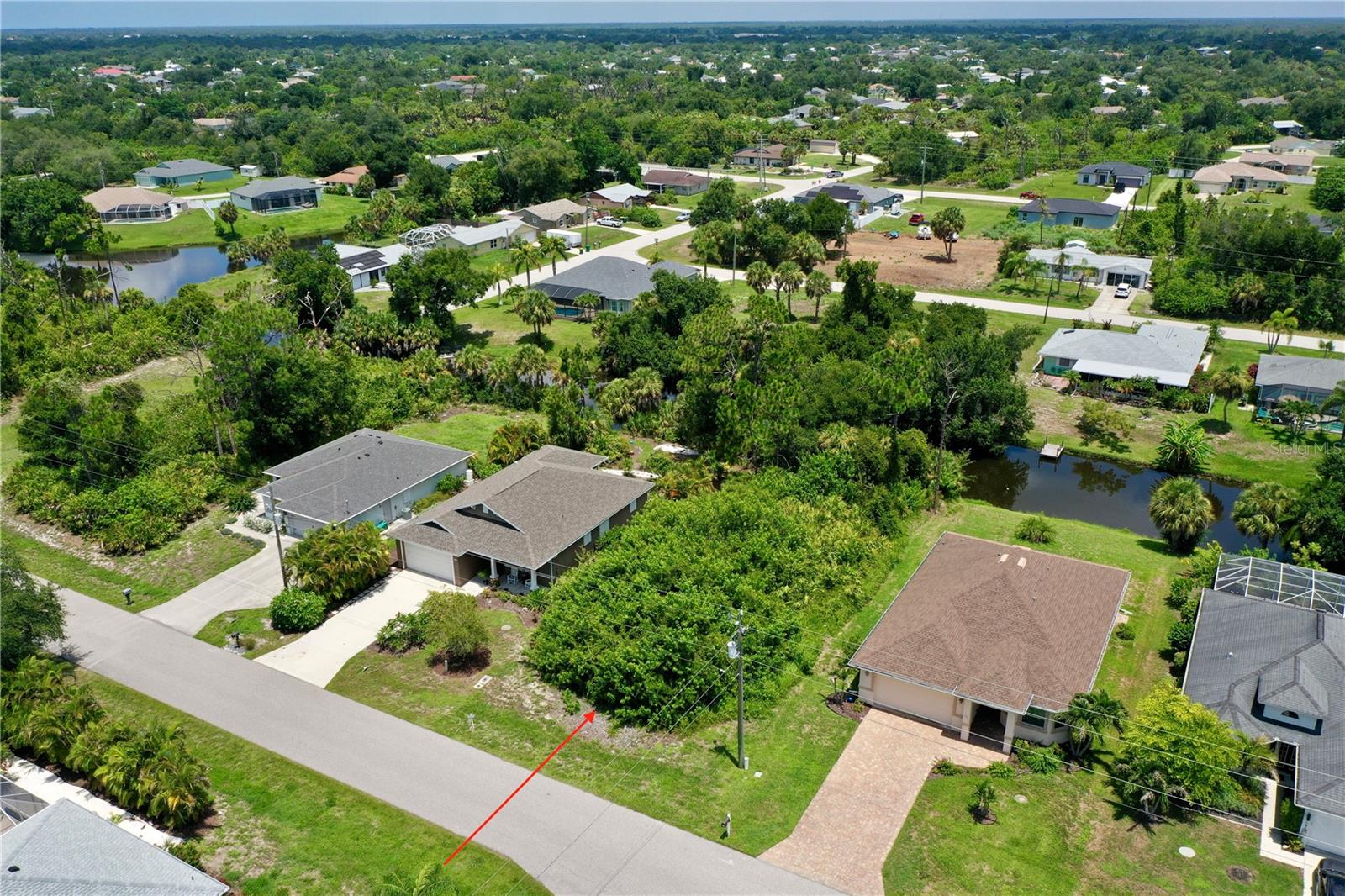 182 Albatross Rd Property Photo 9