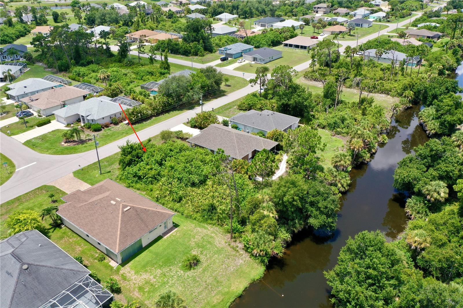 182 Albatross Rd Property Photo 11