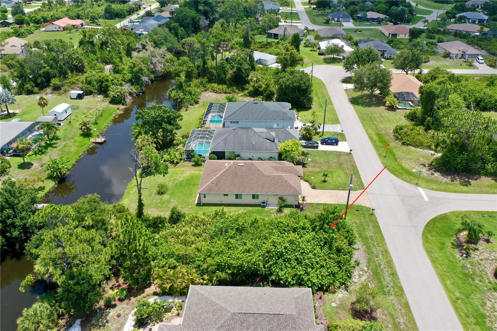 182 Albatross Rd Property Photo 13