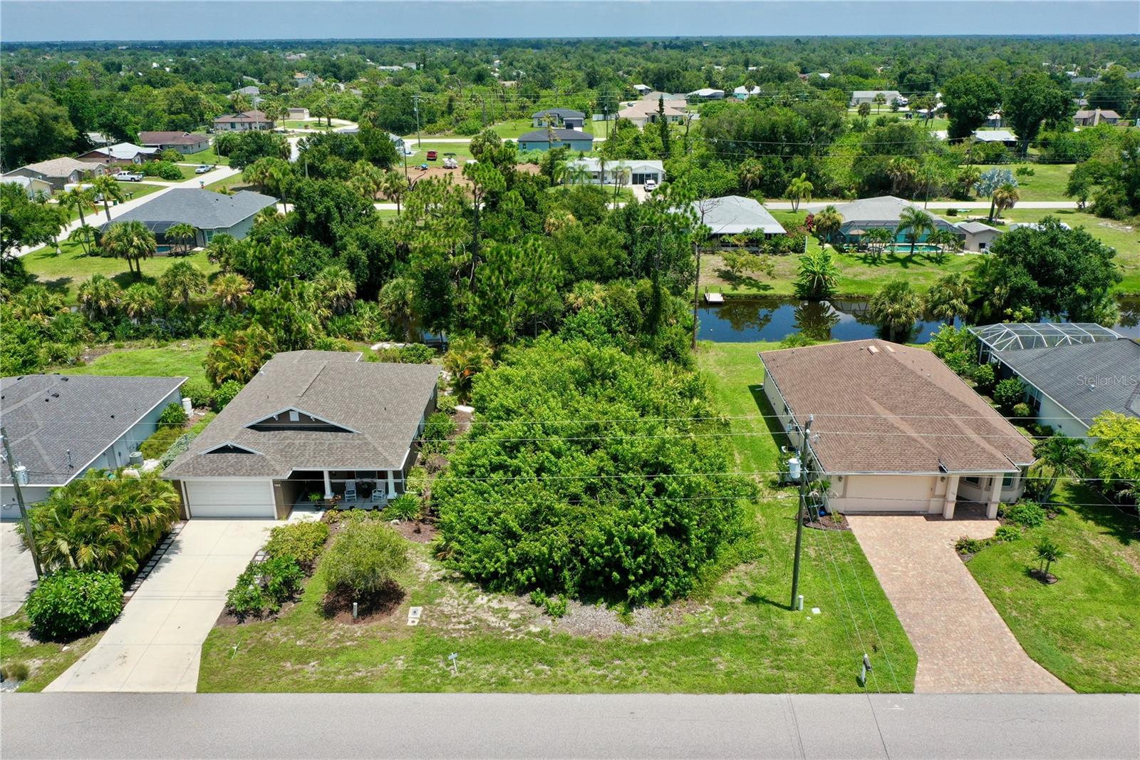 182 Albatross Rd Property Photo 26