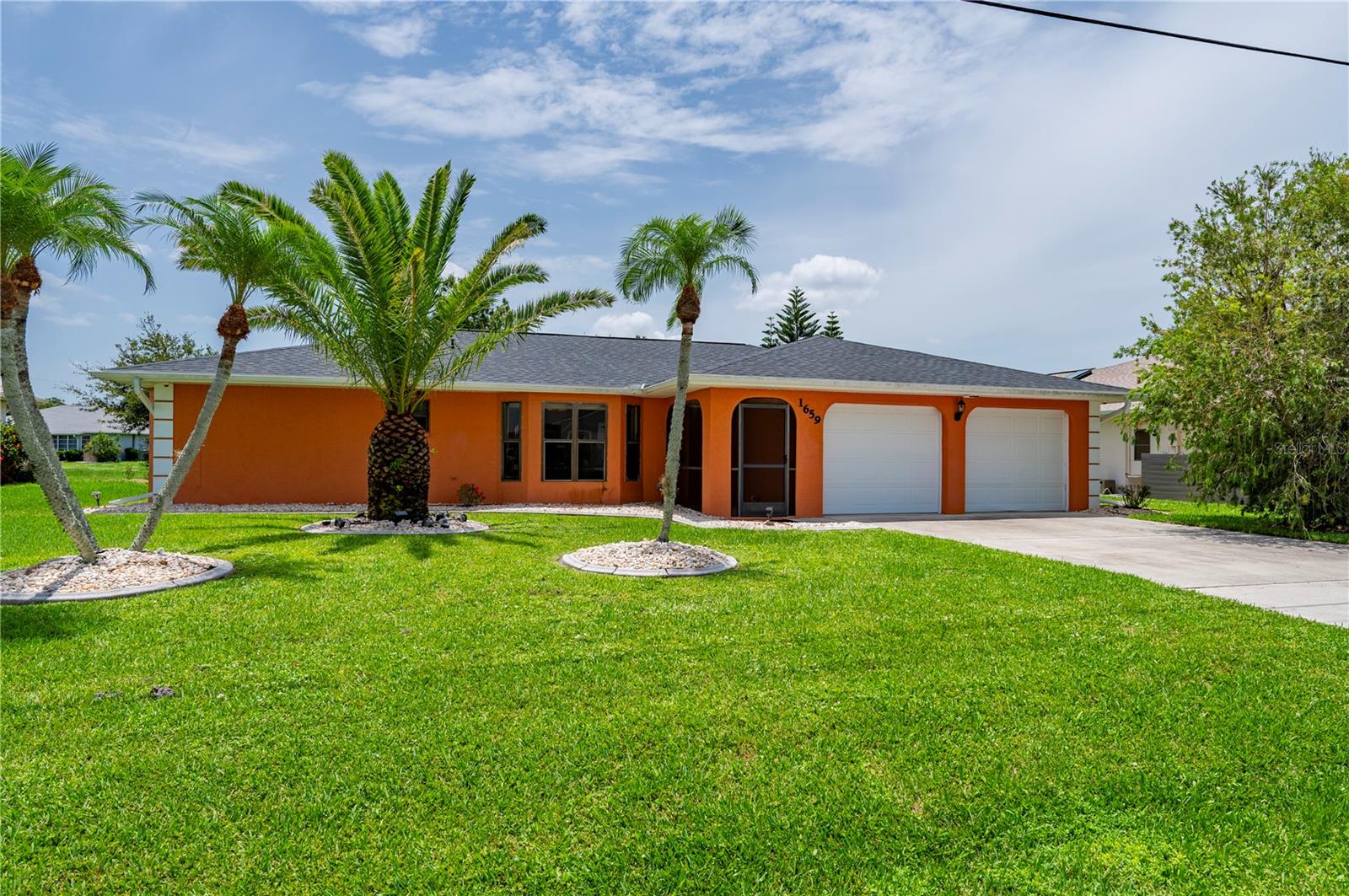1659 Blue Lake Cir Property Photo 1