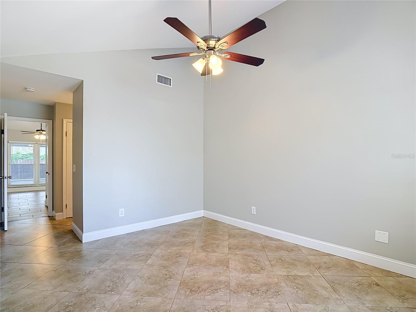 1032 Hardwood Dr Property Photo 19