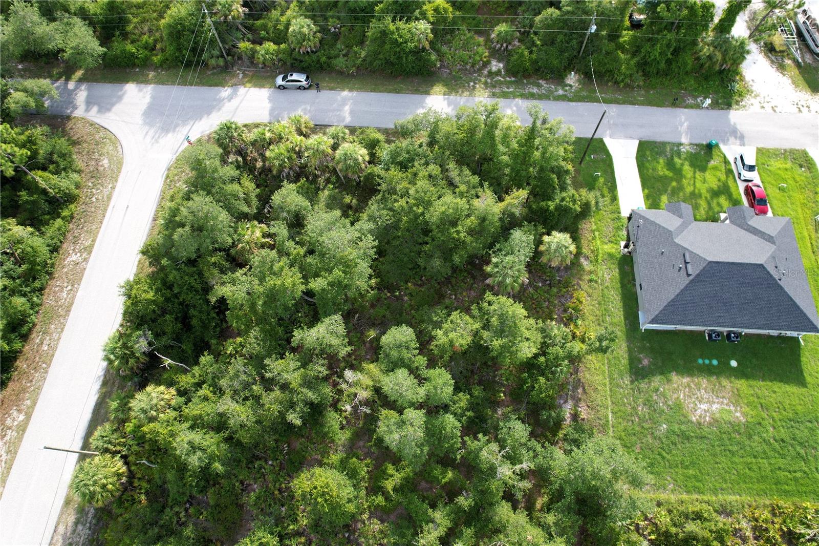 2140 Fernwood St Property Photo 11