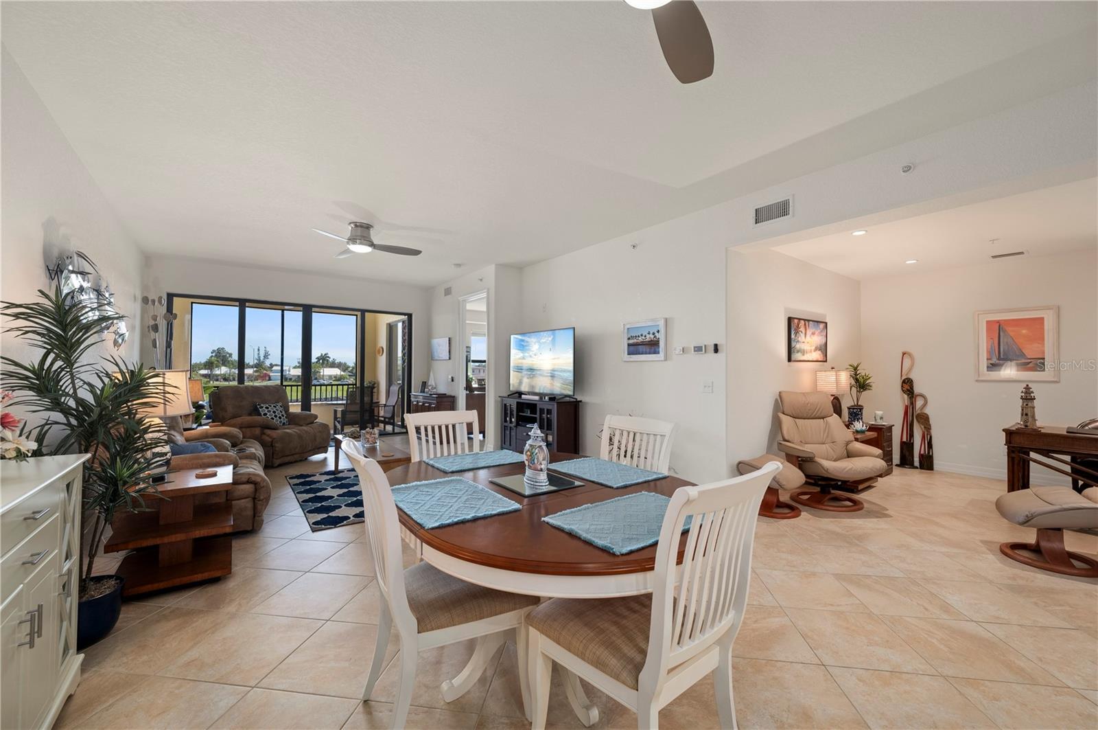 1340 Rock Dove Ct #123 Property Photo 14