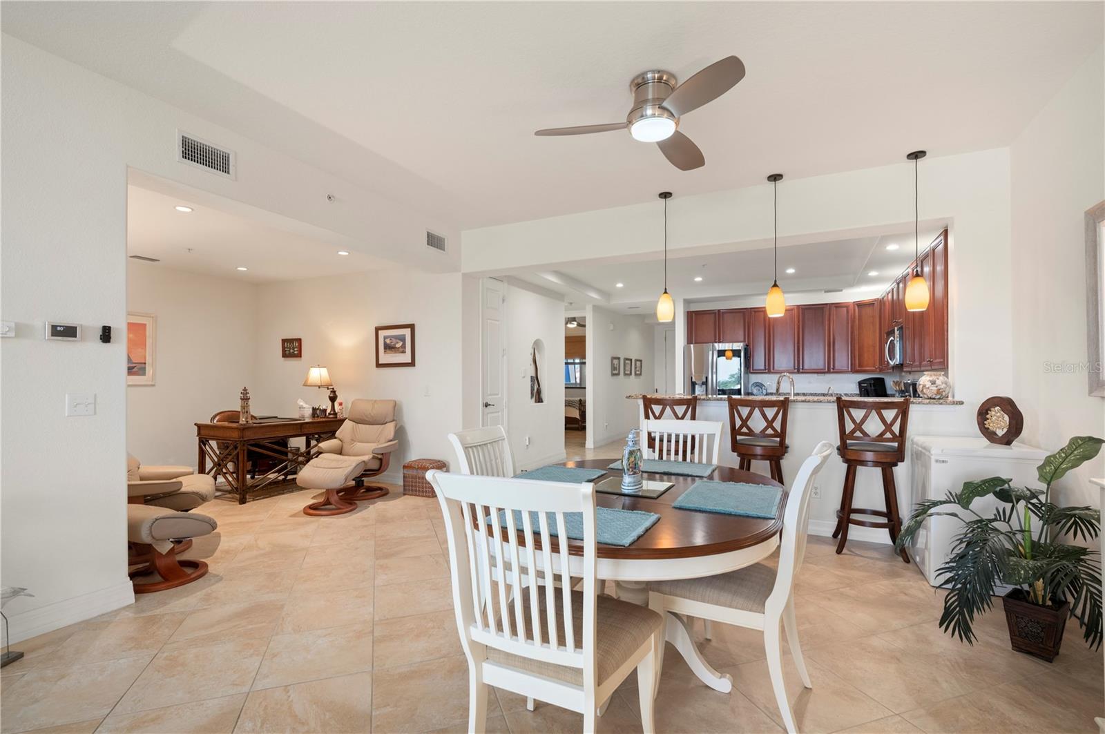1340 Rock Dove Ct #123 Property Photo 16