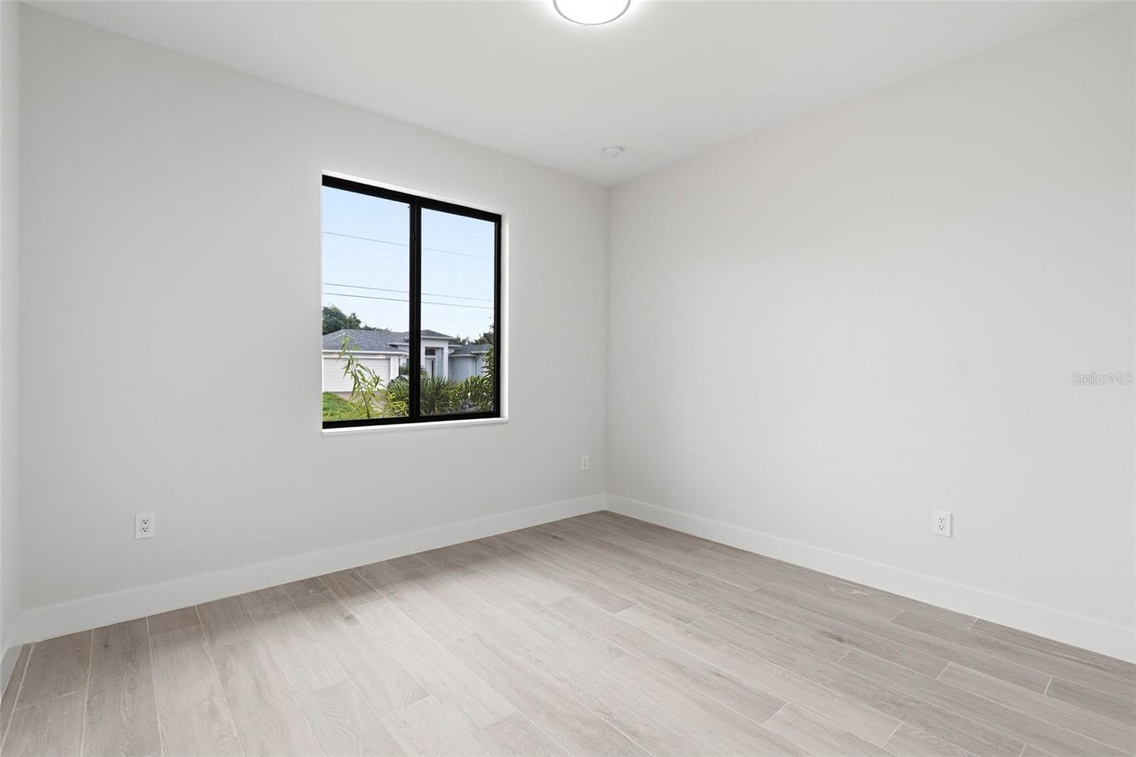14319 Allensworth Ave Property Photo 45