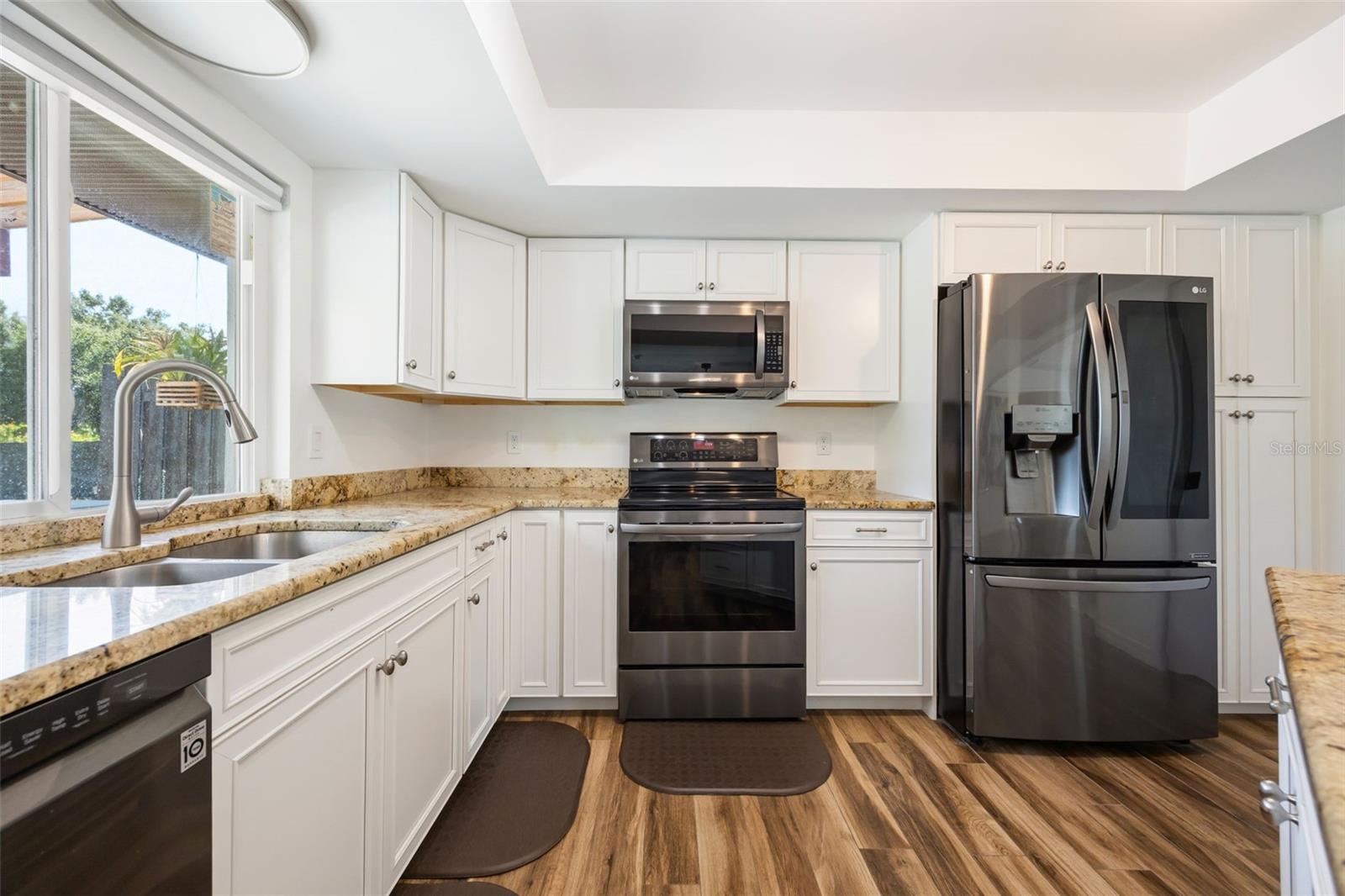 37951 Washington Loop Rd Property Photo 24