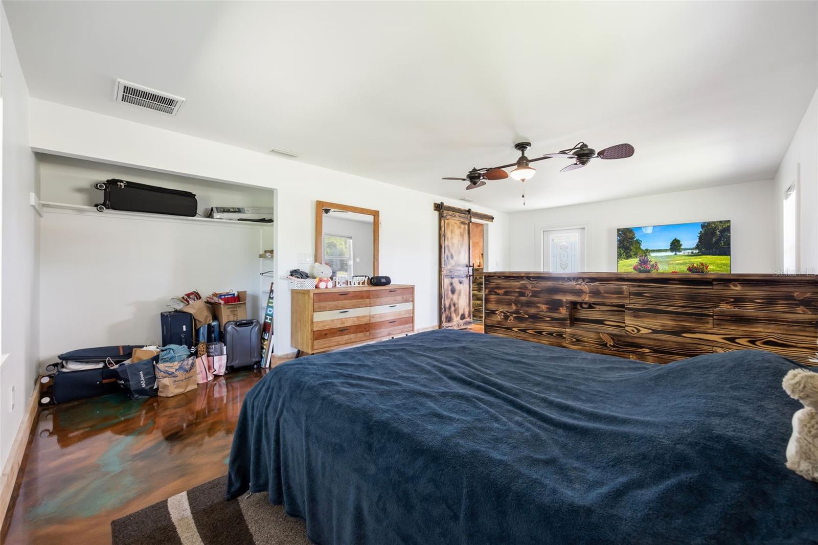 37951 Washington Loop Rd Property Photo 41