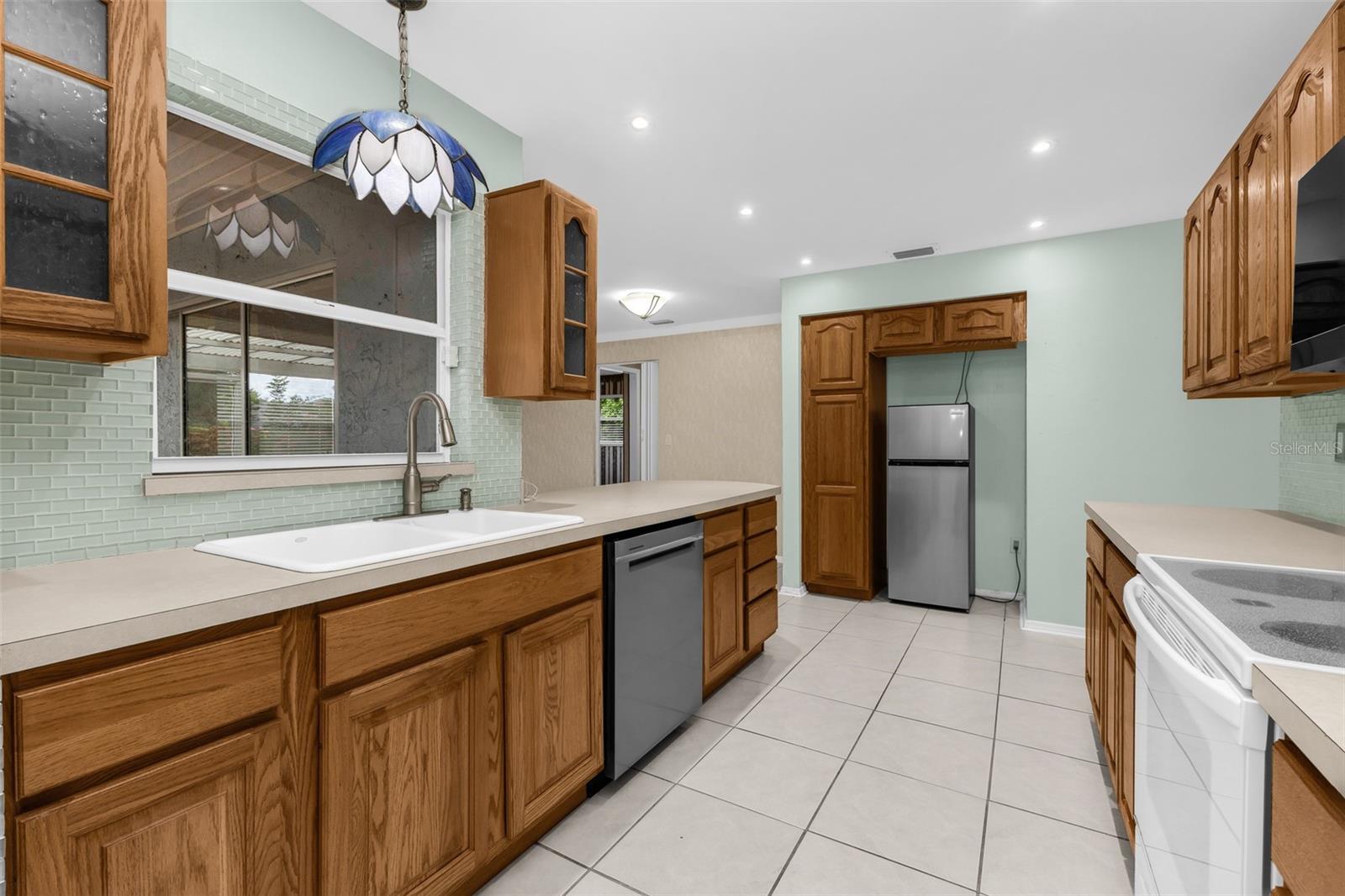 18577 Jay Ave Property Photo 4