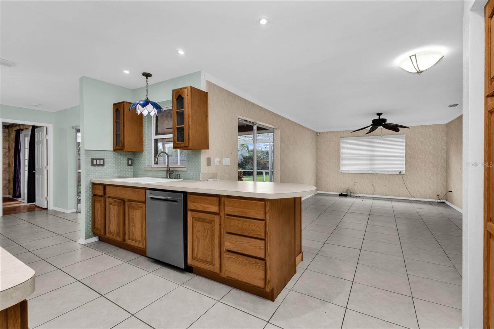 18577 Jay Ave Property Photo 6