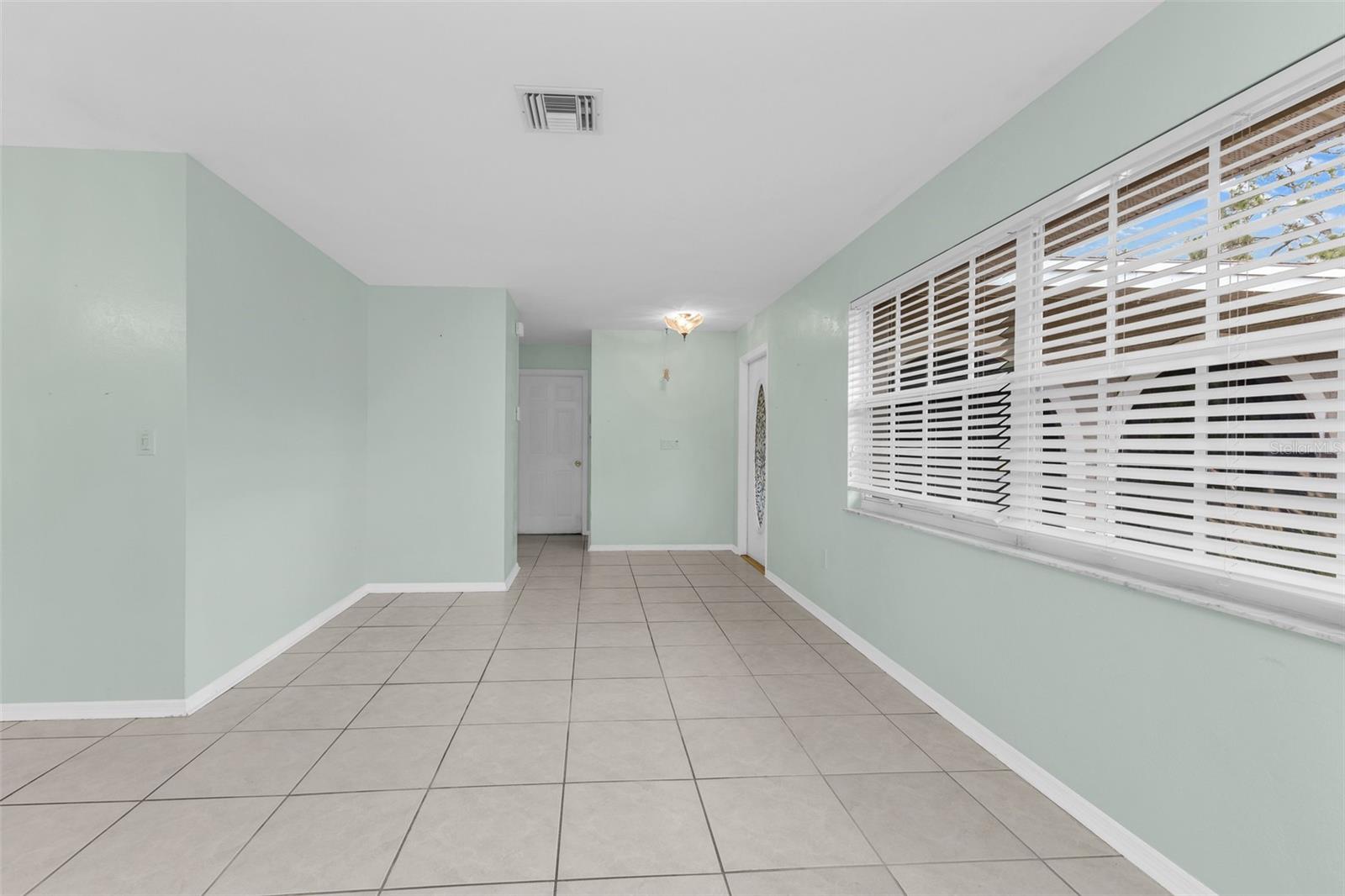 18577 Jay Ave Property Photo 10
