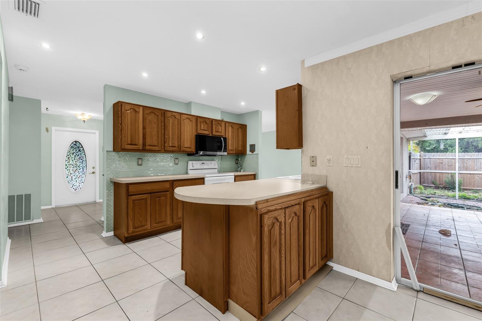 18577 Jay Ave Property Photo 16