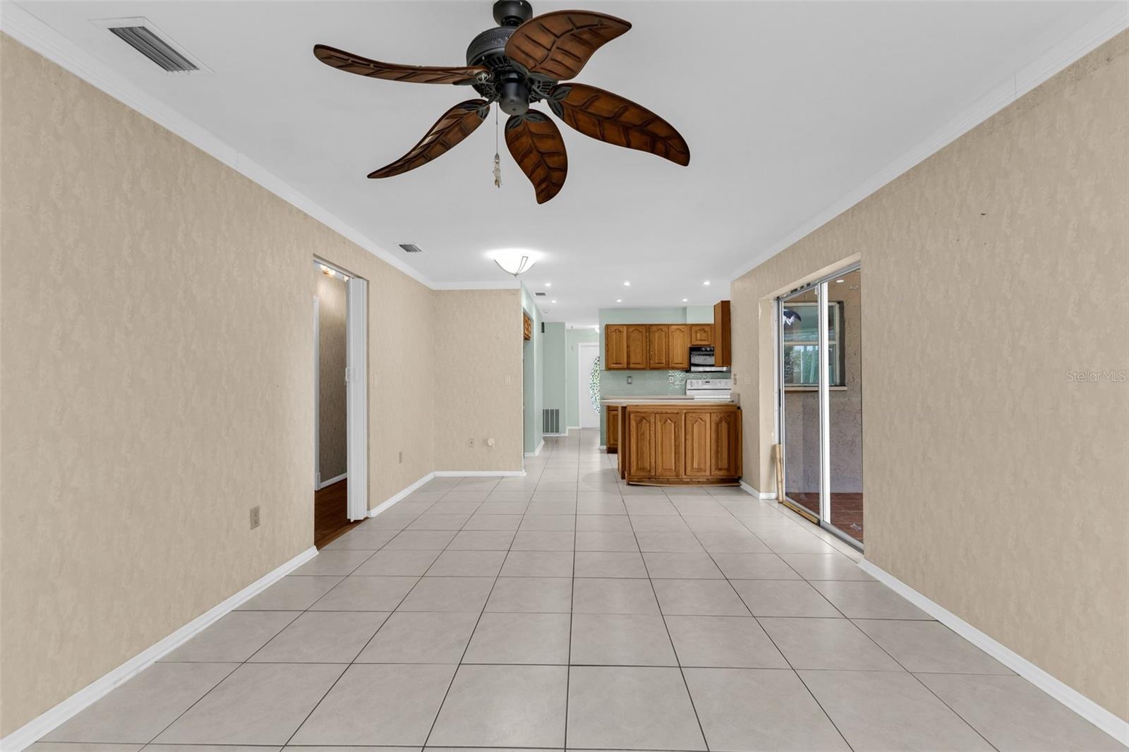 18577 Jay Ave Property Photo 18