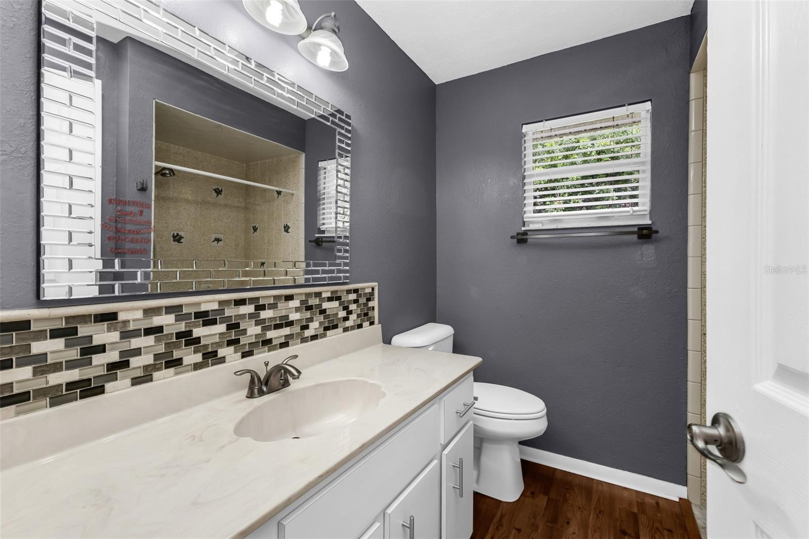 18577 Jay Ave Property Photo 21