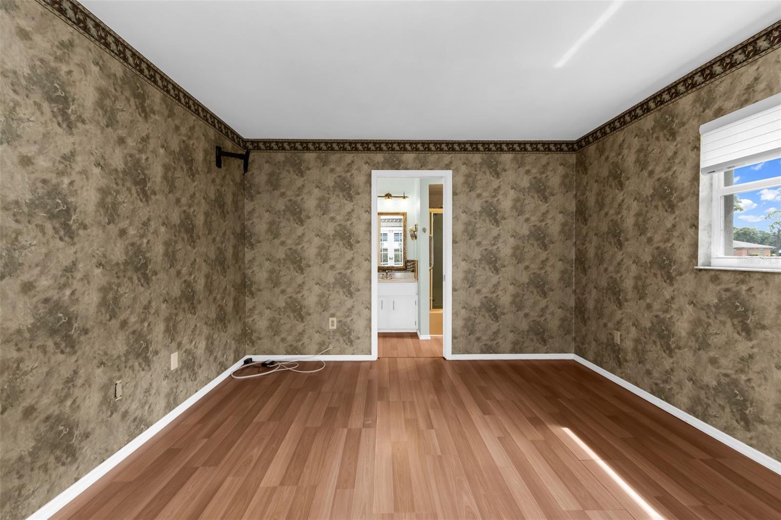 18577 Jay Ave Property Photo 27