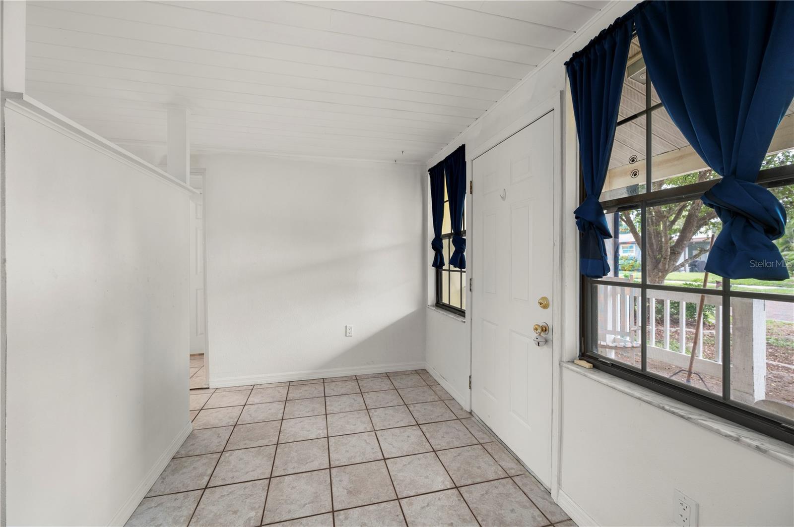 311 Gill St Property Photo 15
