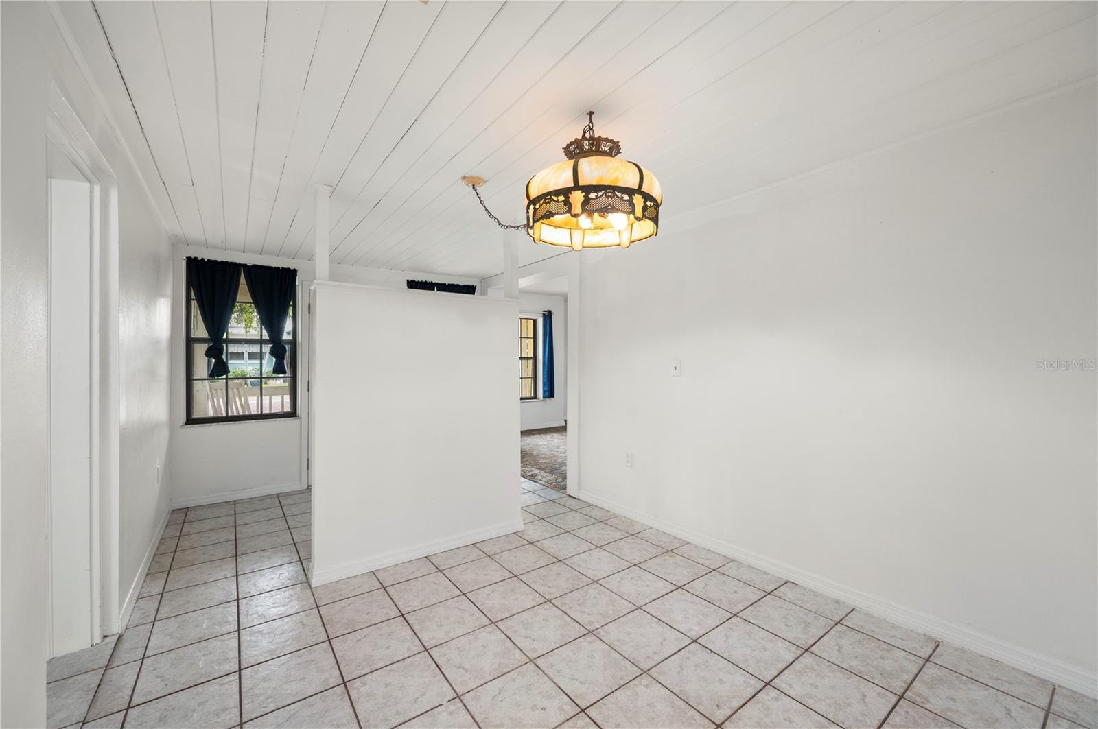 311 Gill St Property Photo 18