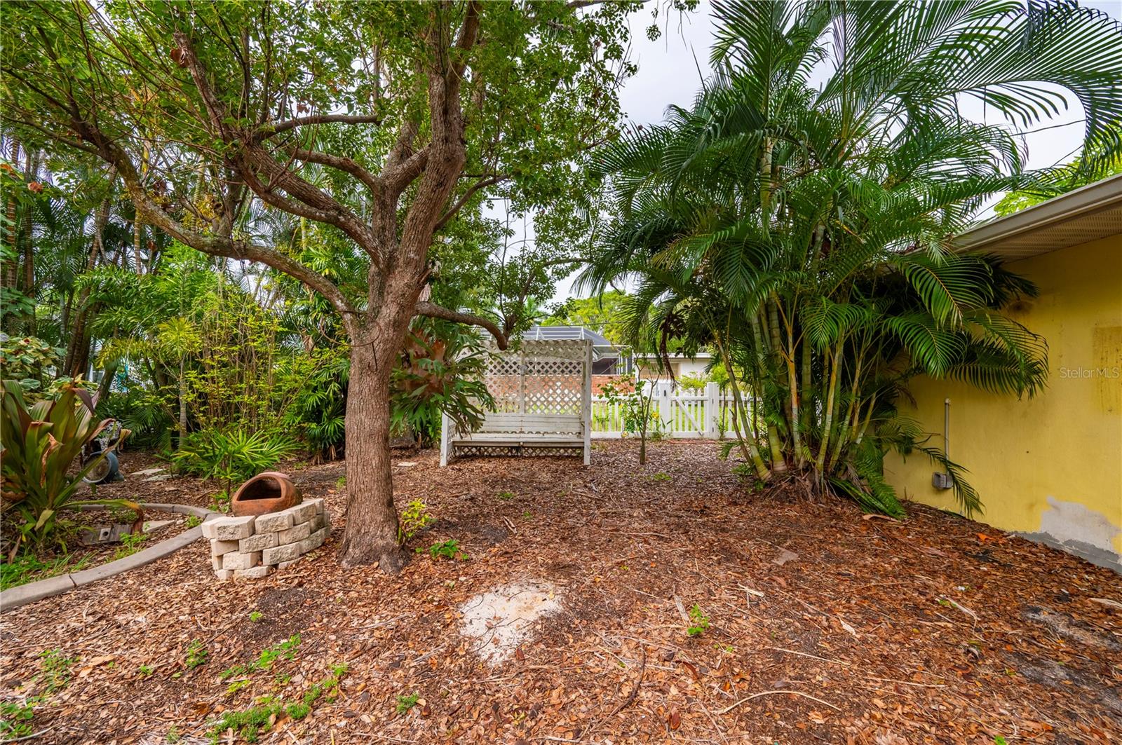 311 Gill St Property Photo 47