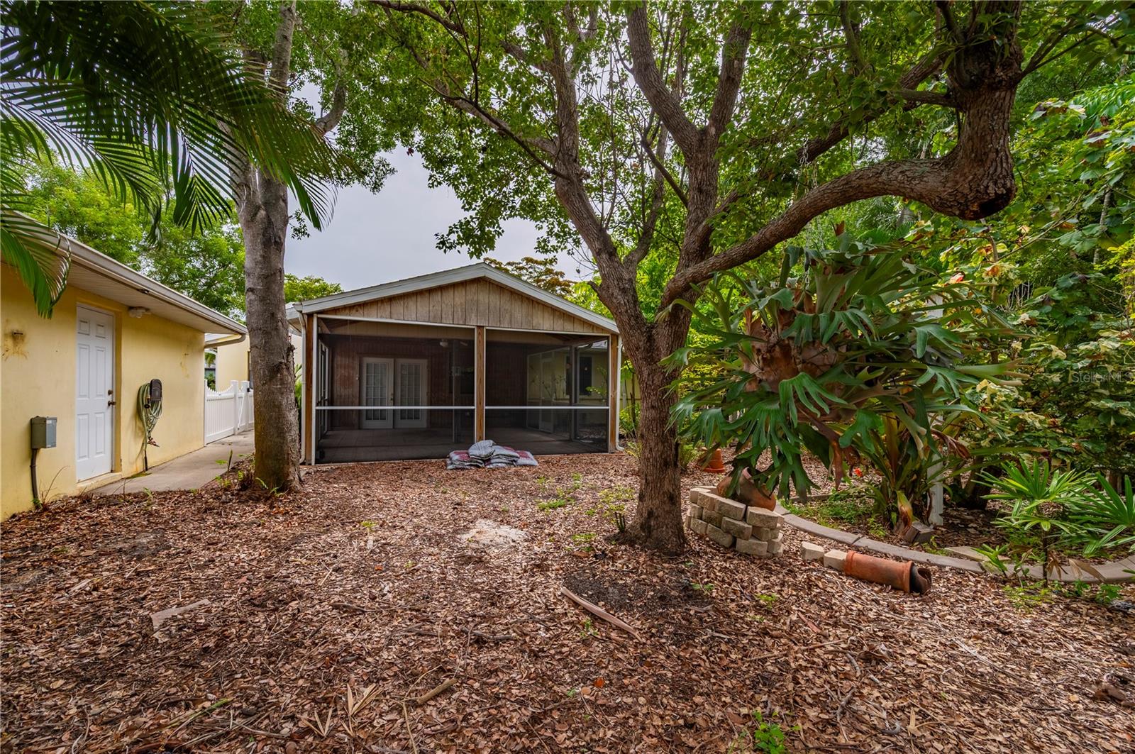 311 Gill St Property Photo 48