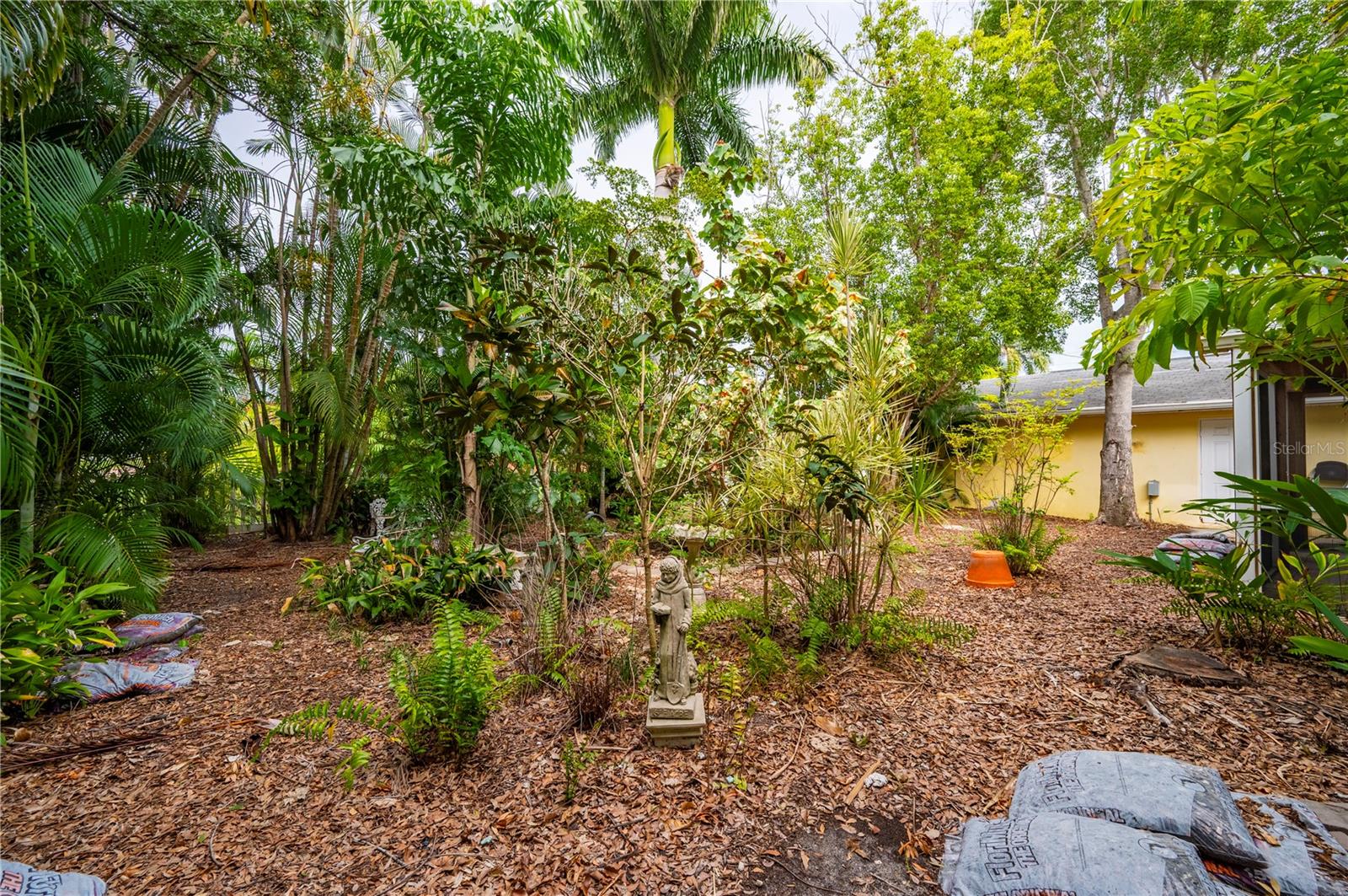 311 Gill St Property Photo 52
