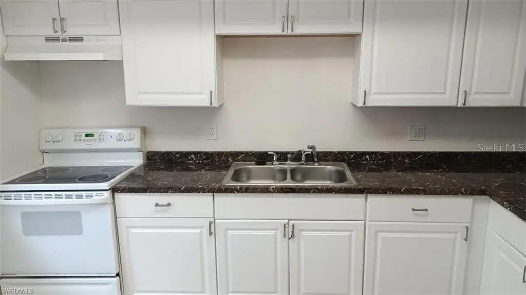 2524 Congress St ##4 Property Photo 5