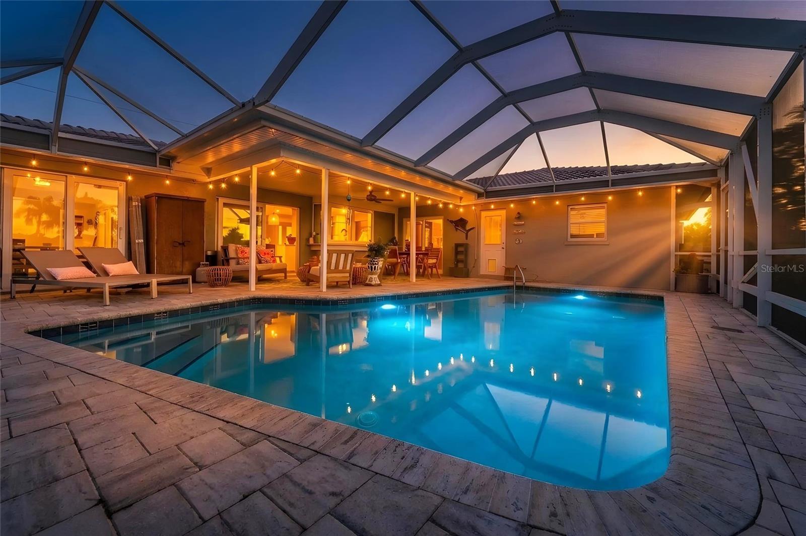 321 Capri Isles Ct Property Photo 62