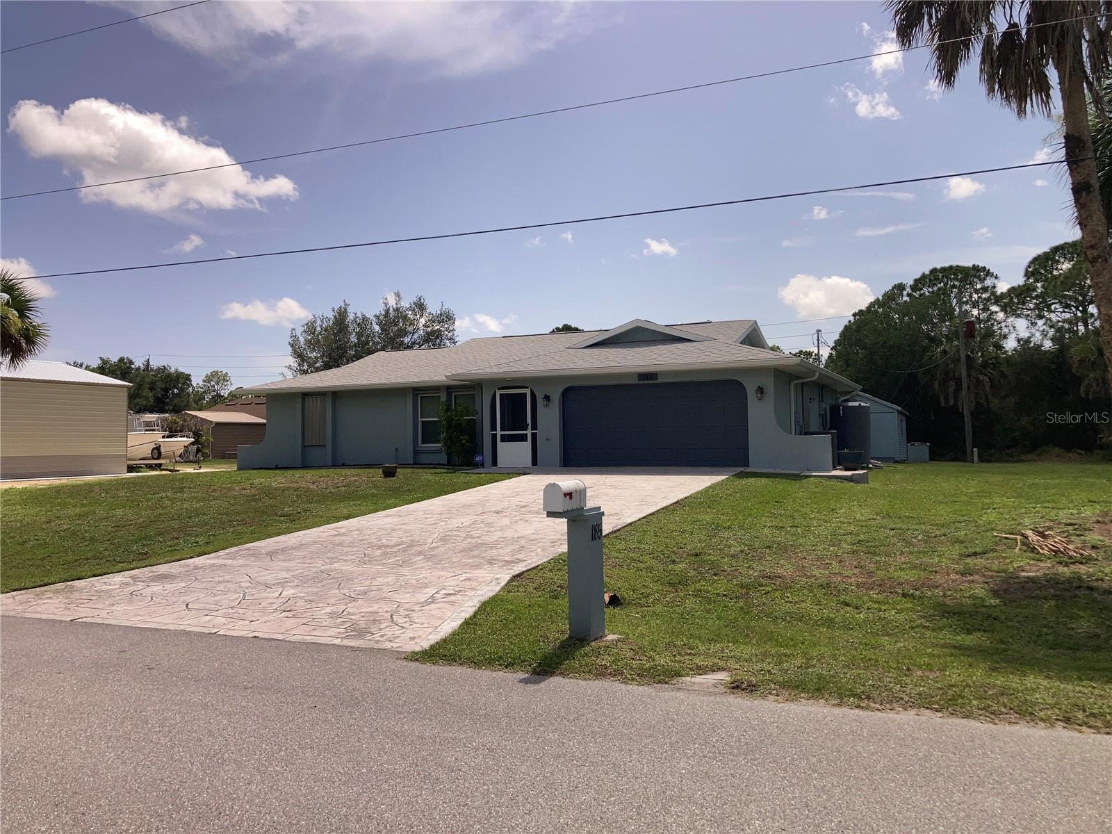 185 CHAMPION ST Property Photo 1