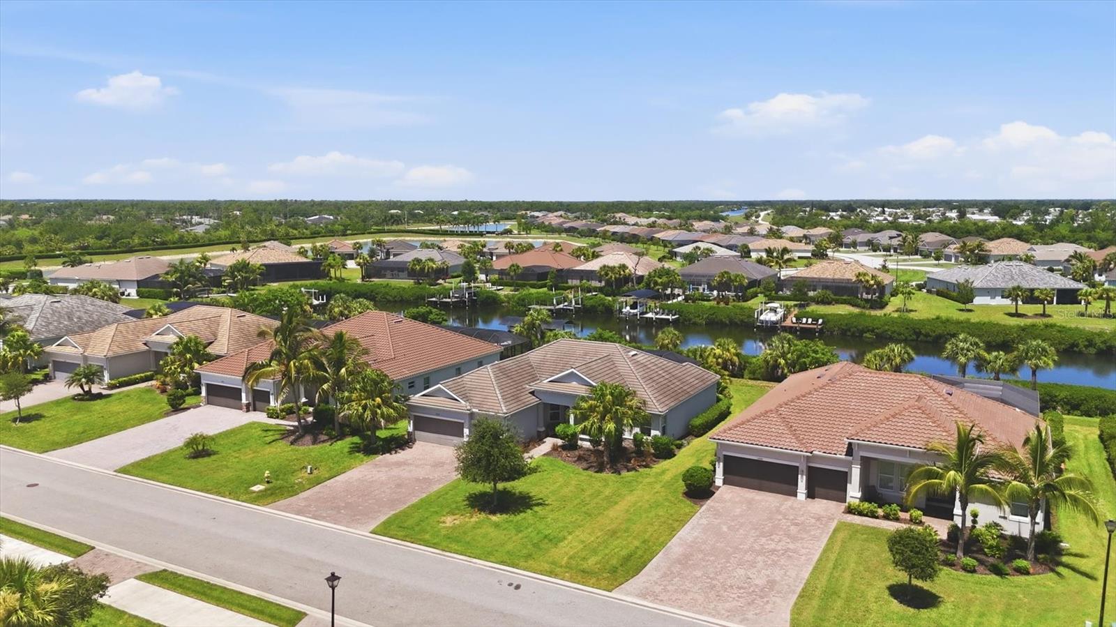 15040 Spanish Point Dr Property Photo 5