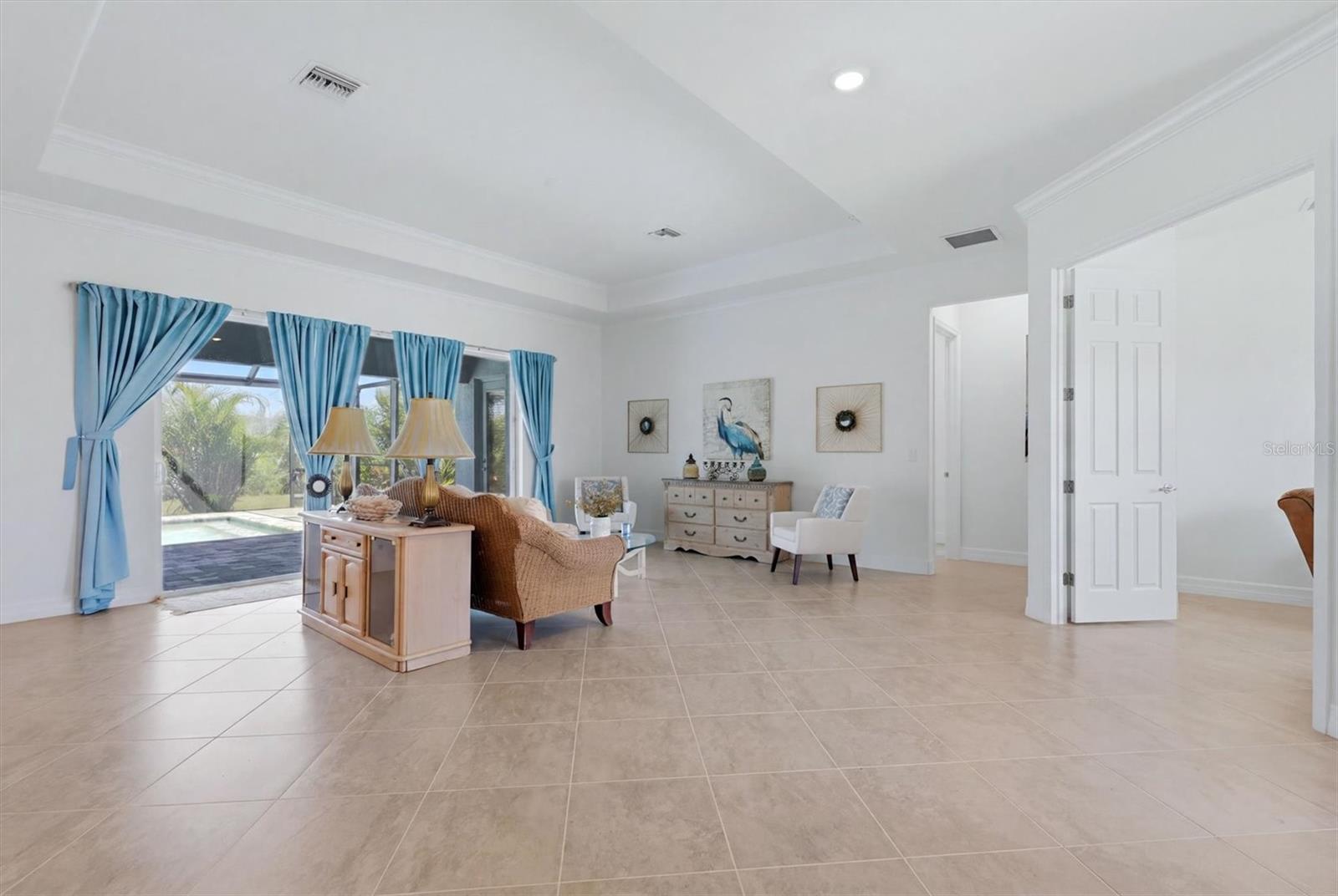 15040 Spanish Point Dr Property Photo 14