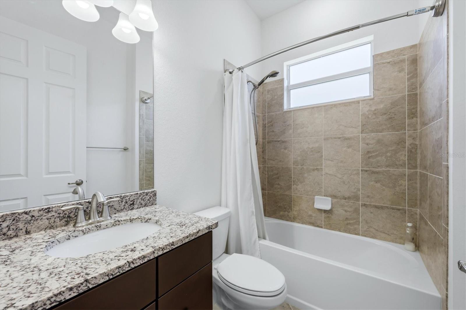 15040 Spanish Point Dr Property Photo 30