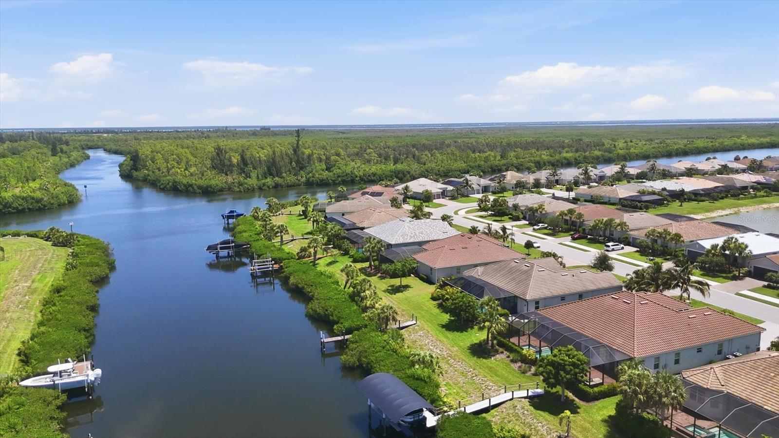 15040 Spanish Point Dr Property Photo 45