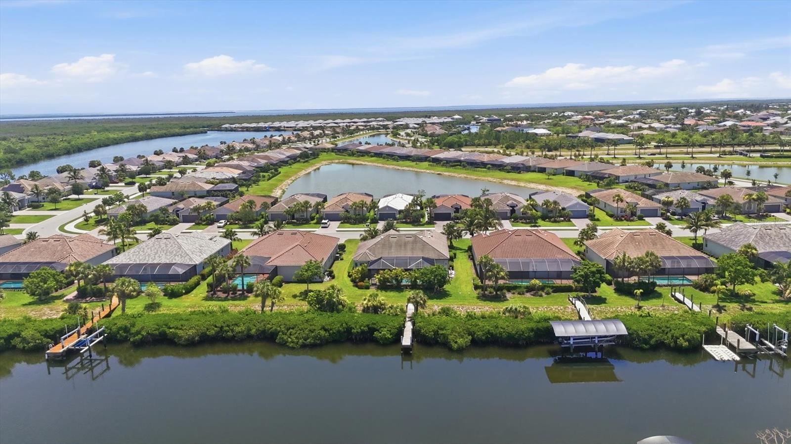15040 Spanish Point Dr Property Photo 46