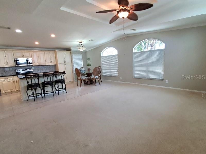 14 Freeman Ave Property Photo 10