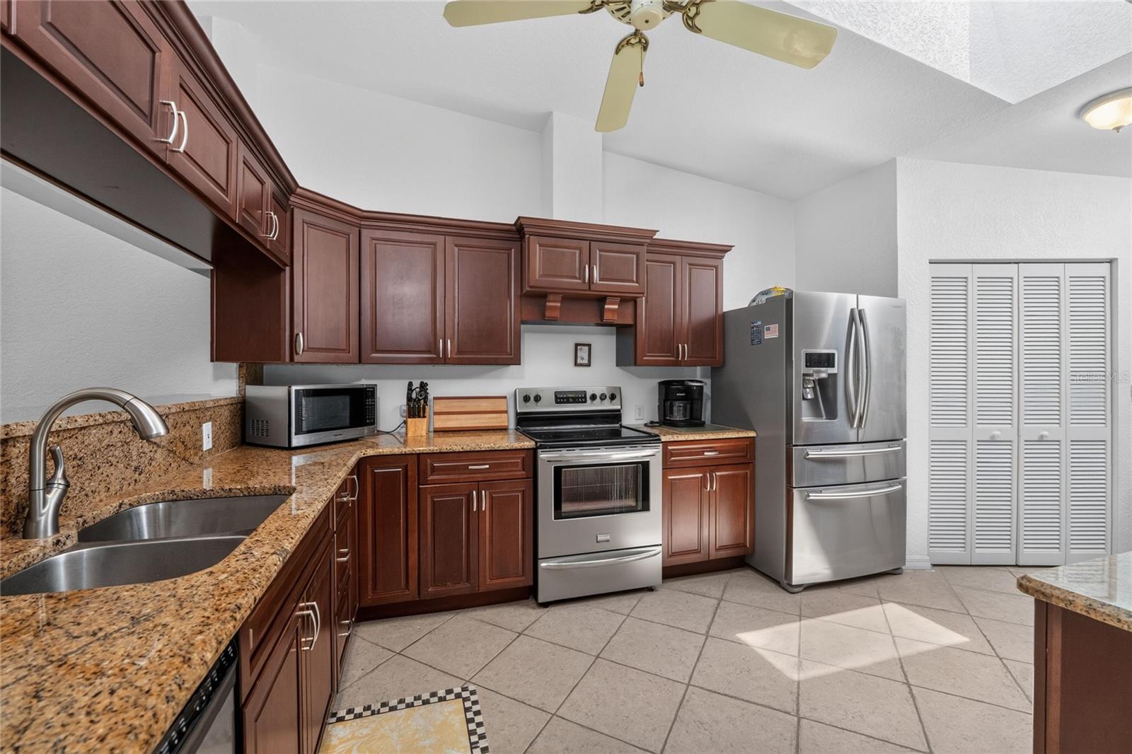 1640 Atares Dr. Unit #9 Property Photo 31