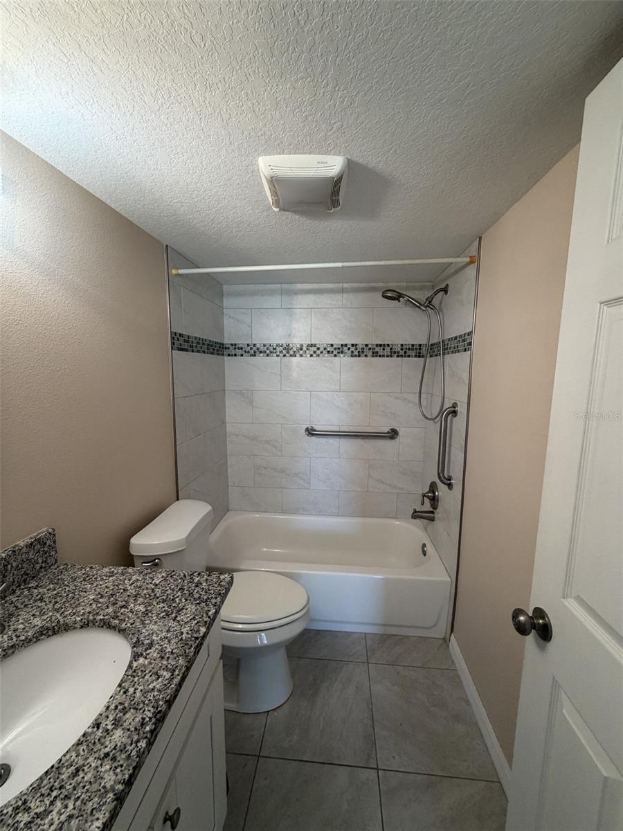 C7528559 Property Photo 15
