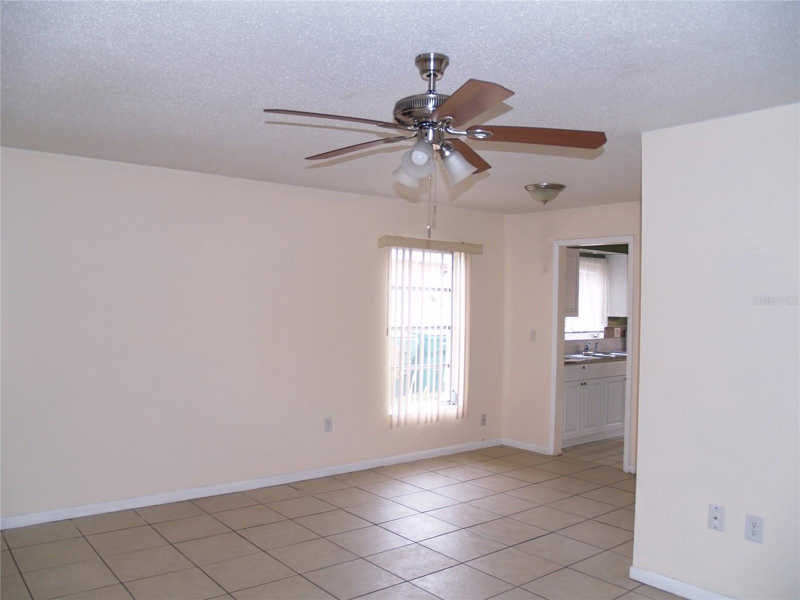 21306 Stillwater Ave Property Photo 4