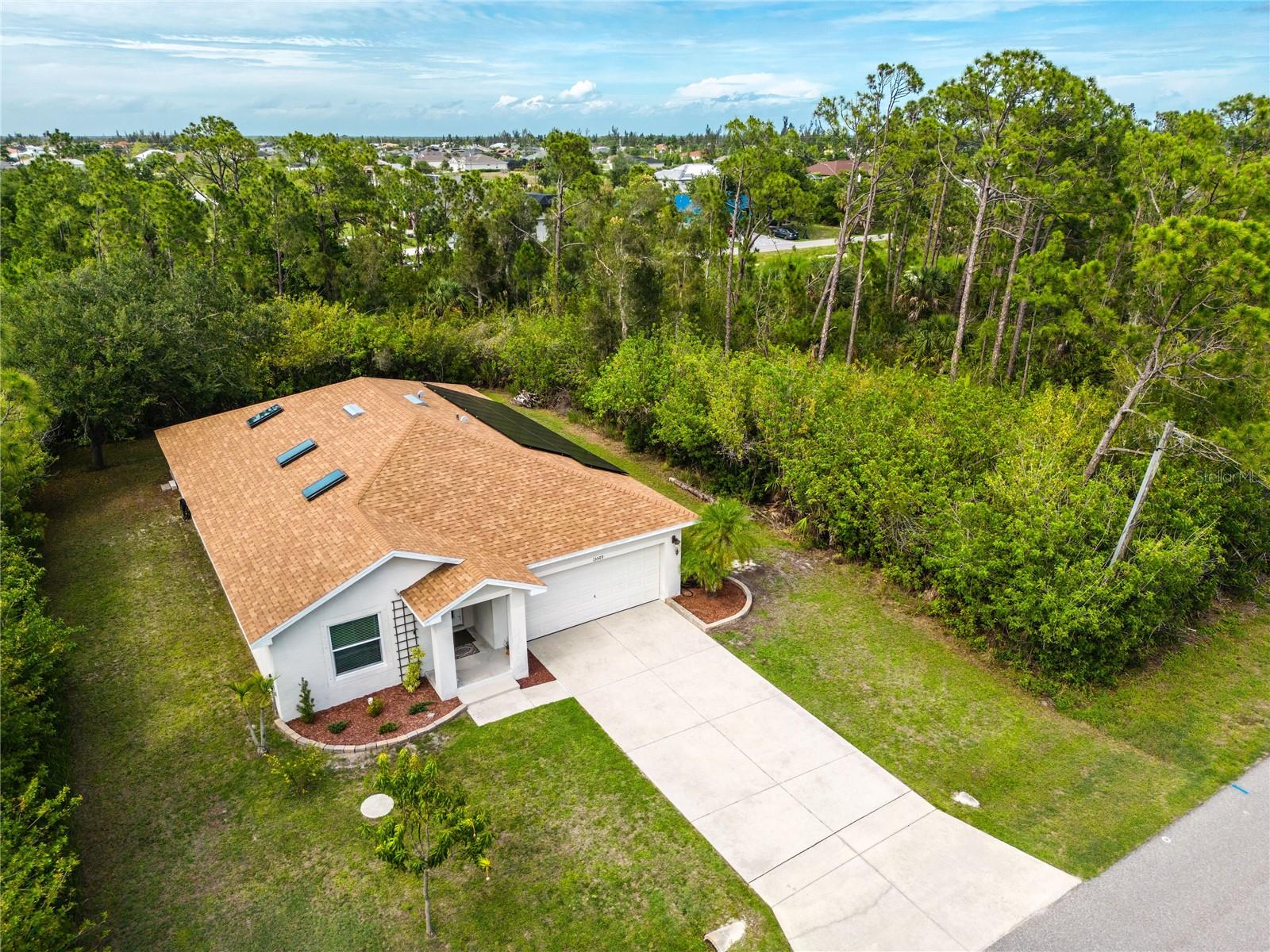 15509 Alsace Cir Property Photo 3