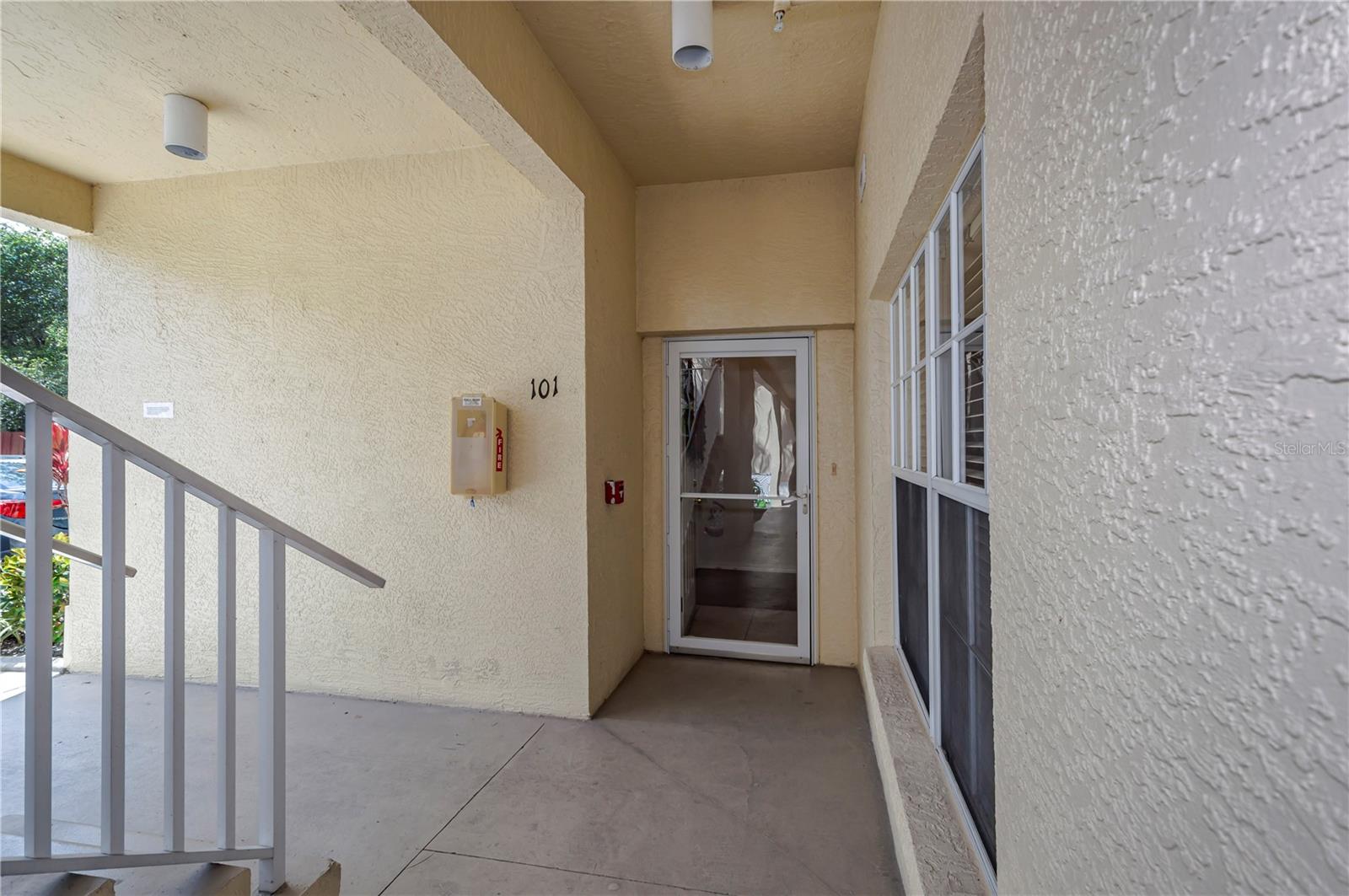 19355 Water Oak Dr #101 Property Photo 8